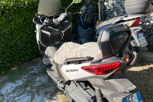 Moto Yamaha XMAX 250