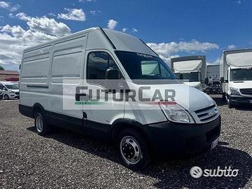 Iveco daily 35C15 furgone gemellato2006
