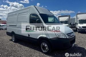 Iveco daily 35C15 furgone gemellato2006