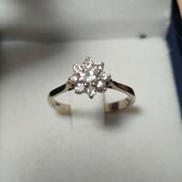 Anello oro bianco 18kt diamanti naturali