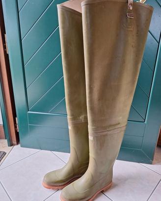 Stivali alti in gomma n. 42