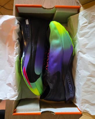 Nike Streakfly 2 GLAM - Scarpa da gara su strada