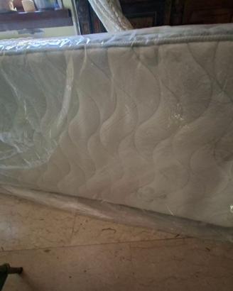 Materasso singolo  80 X 190 Magniflex Nuovo