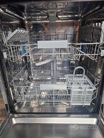 Lavastoviglie Ignis a incasso 