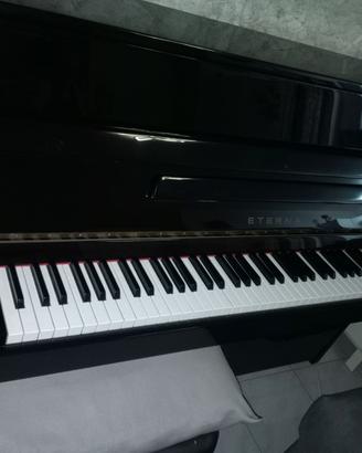 Pianoforte Yamaha Eterna ER-C10