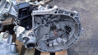 CAMBIO PEUGEOT 208 1,2 BENZINA CODICE 20A701 ANNO 