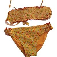 Bikini giallo floreale – Stile pin-up romantico 🌼