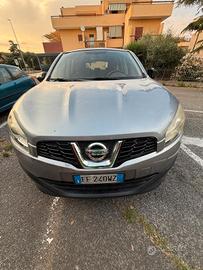  auto nissan Qashqai 