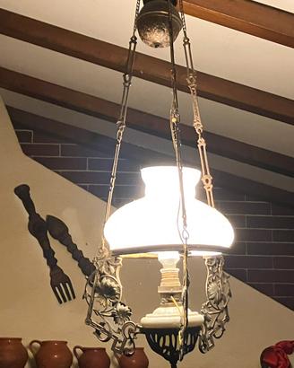 Lampadario stile anni 30