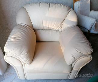 Poltrona in pelle bianca