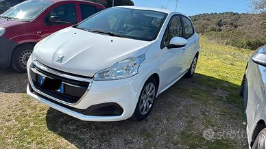 Peugeot 208 1.4 hdi 2019