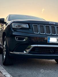 Jeep Grand Cherokee Summit