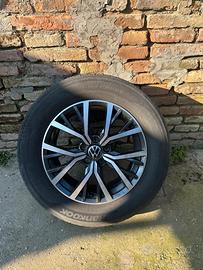 Cerchi (+gomme estive) originali VW Tiguan R17