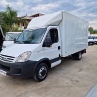 Iveco daily 35c18 passo 4100 pedana caricatrice