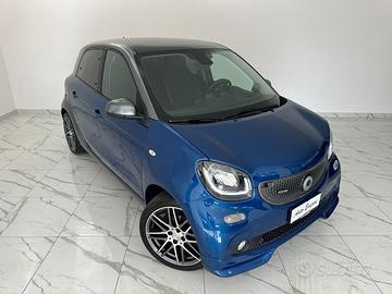 SMART FORFOUR BRABUS 109 CV XCLUSIVE TETTO/NAVI/LE