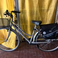 Bici grigia
