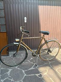 Bici da uomo vintage da citta con porta pacchi