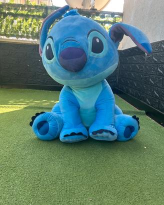 Pupazzo gigante stitch