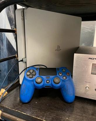 PS4 slim