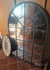 Specchiera etnica e orologio 