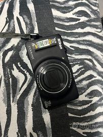 Nikon Coolpix s9300