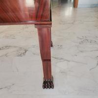 Scrivania con poltroncine