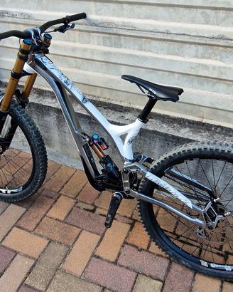 commencal supreme worlds edition 2021