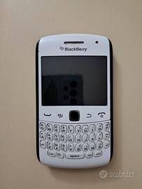 Blackberry Curve bianco