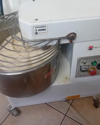 Impastatrice a spirale Mecnosud 1 velocità 40 litr