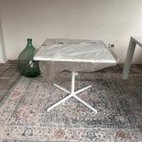 Tavolo Arper tavolino bianco nuovo