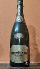 Bottiglie Ferrari vintage