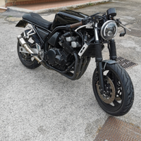 Yamaha fz6s 600 Fazer caferacer