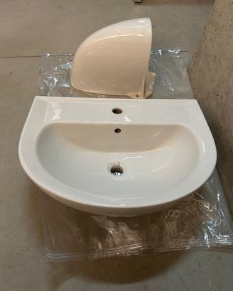 Lavabo semi sospeso bagno, Scala