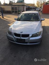 Ricambi BMW 320 E90 - Vari veicoli per ricambi