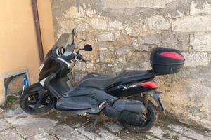 Moto yamaha Xmax 250