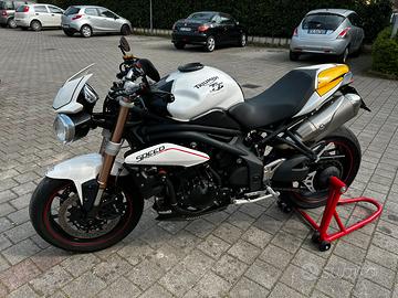 Triumph Speed triple 1050 del 2011