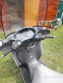 Aprilia scarabeo 500