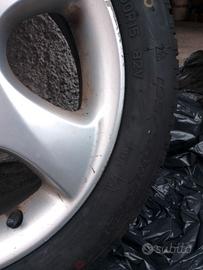 N.4 gomme 195/50 R15 quattro stagioni con cerchio