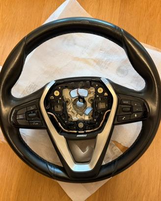 Volante in pelle BMW SERIE 5 g30