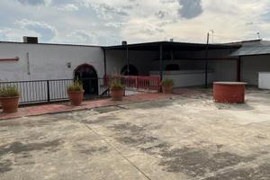 Locale commerciale per attività di ristorazione