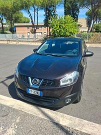 Nissan qashqai 2012