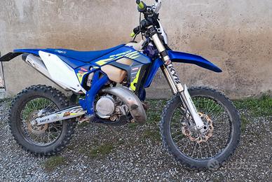 moto da enduro 