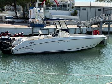 Boston Whaler Outrage 270
