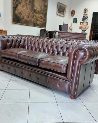 Divano chesterfield club.... chester nuovo