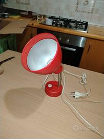 Lampadario Rosso per Comodino IKEA