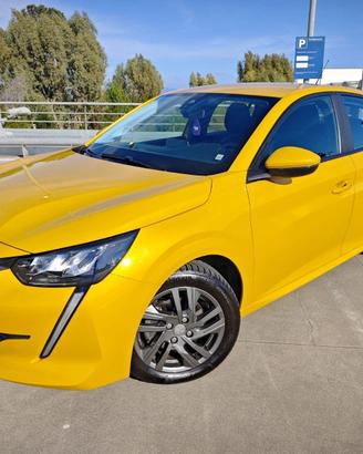 Peugeot 208 1.2 turbo