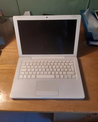 Apple MacBook 2009