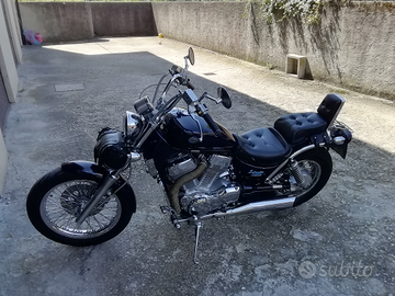 Suzuki Intruder VS-1400