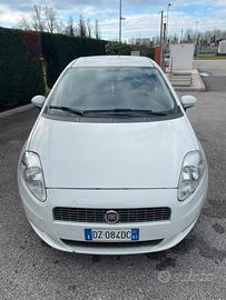 Fiat grande punto soli 120mila km da NEOPATENTATI