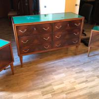 Comò  da camera  con cassettiera e comodini